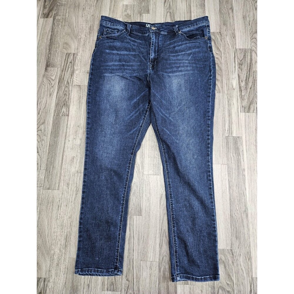 DG2 Diane Gilman Jeans Women 20WT Blue Stretch Denim Classic Fit Dark Wash Pants